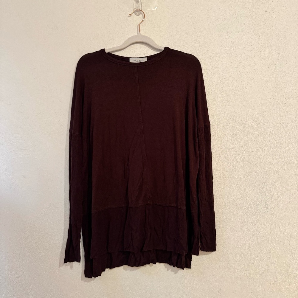 Fall Ready! Lola & Sophie Soft Burgundy Split Hem Long Sleeve Top (Size S)